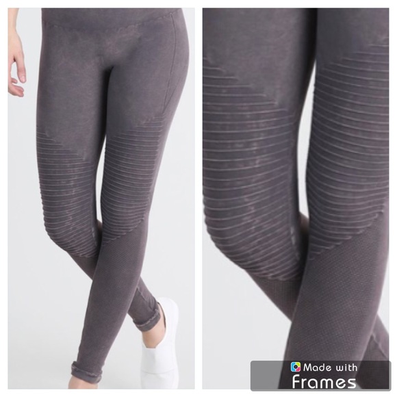 Nikibiki Pants - Nikibiki Moto Leggings In Vintage Shark Gray Color